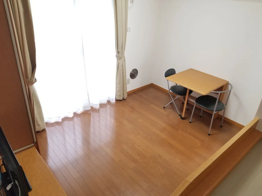 同タイプ部屋の写真となり設備等は現況と異なる場合があります