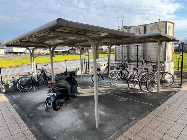 屋根付き駐輪場