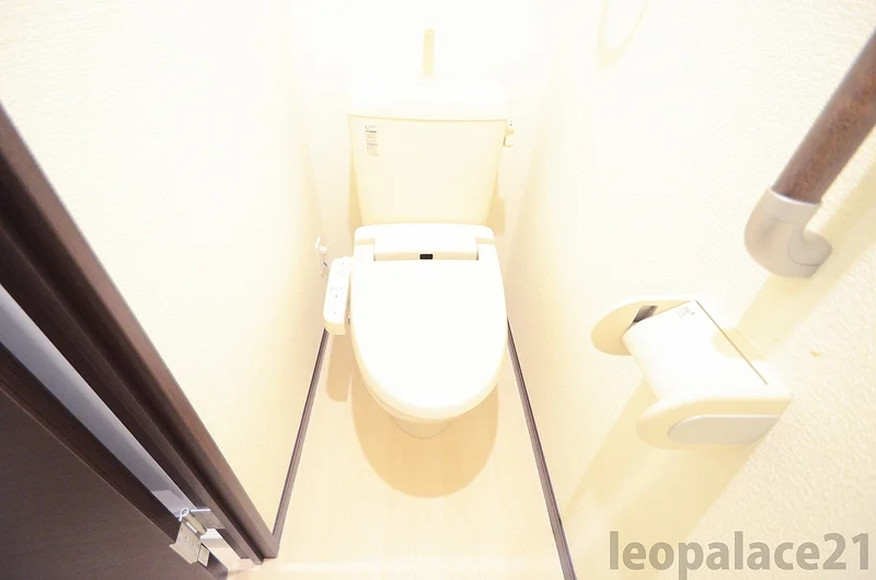 備品や設備仕様は号室等により異なります。現地をご確認下さい。
