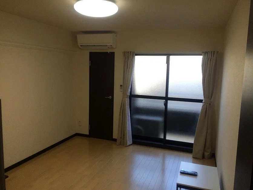 ７．９畳の居間