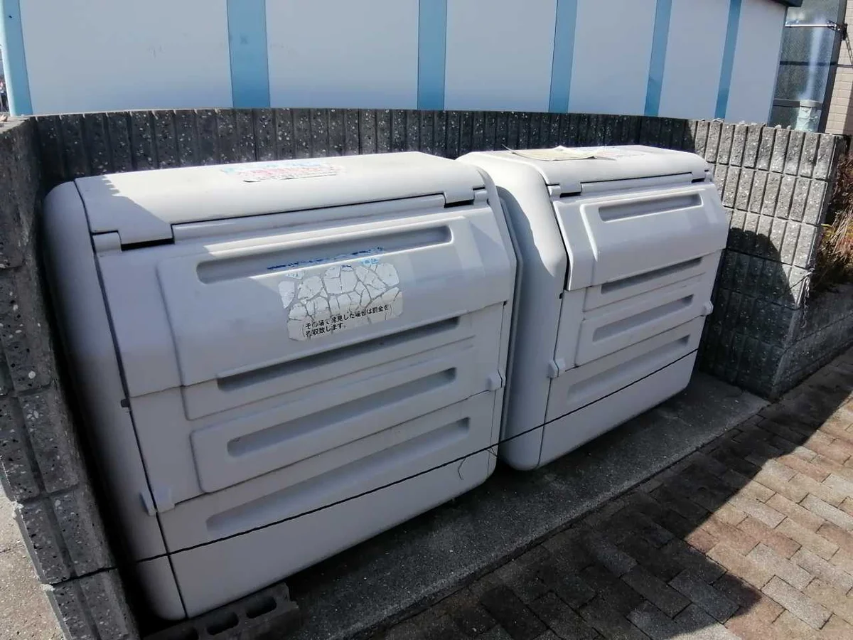 大型のダストボックスです。