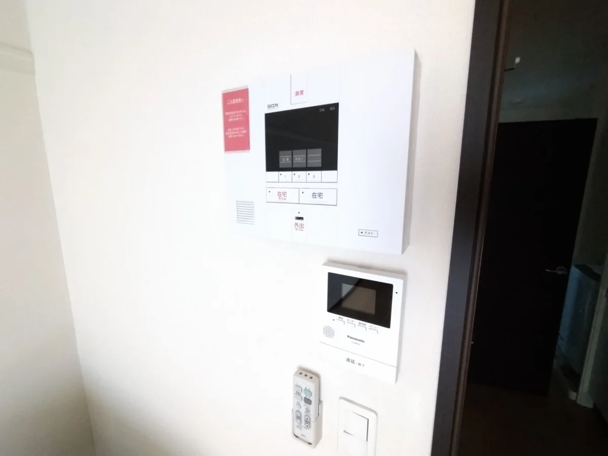 モニターホン標準設置♪