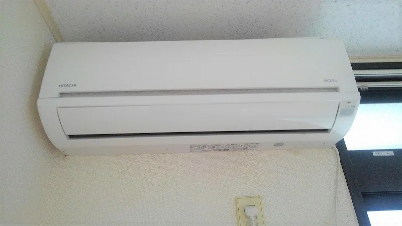 エアコンは2階に1つのみとなります。