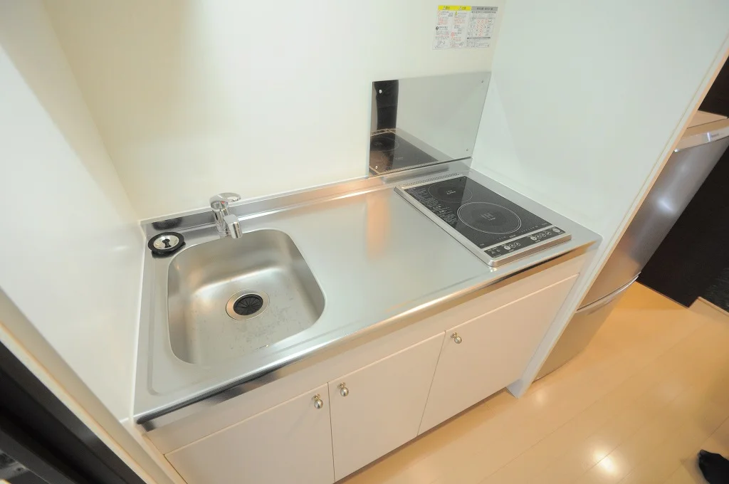 お掃除らくらく２口コンロ付（手前のみIＨ専用）ワイドキッチン