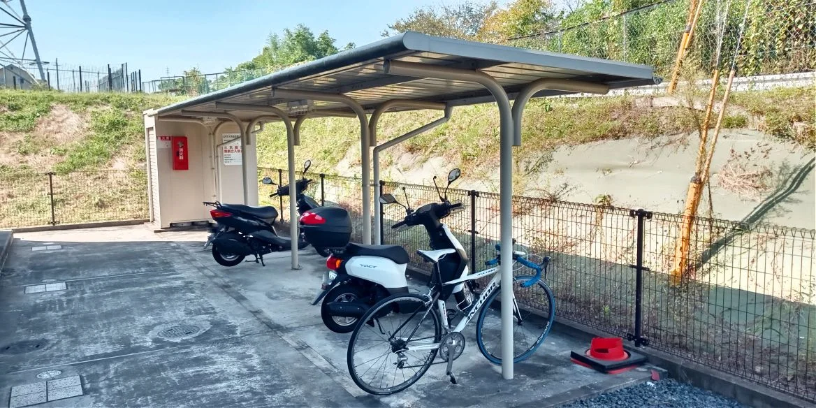 屋根付き駐輪場