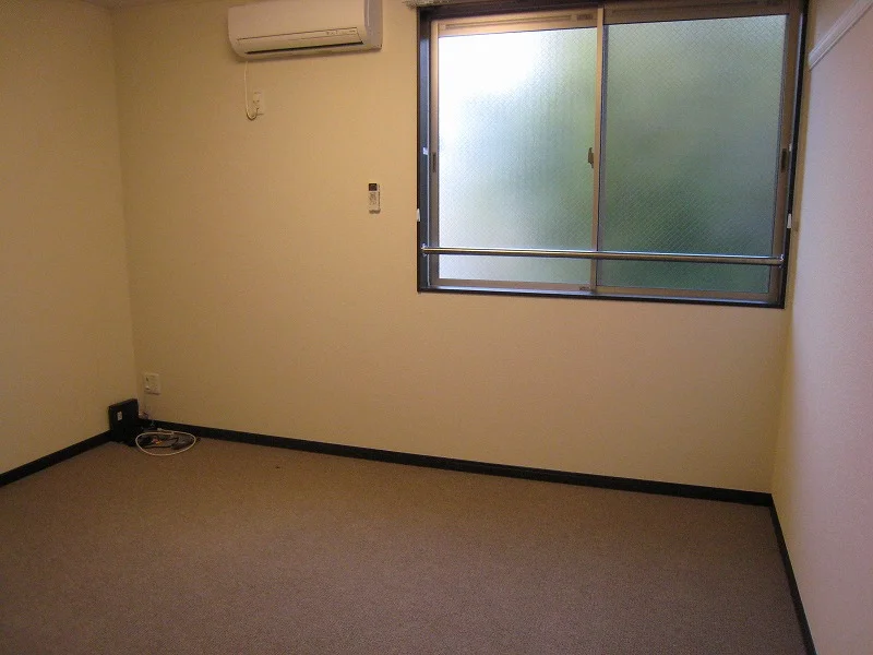 １Ｆフローリング　２Ｆカーペット