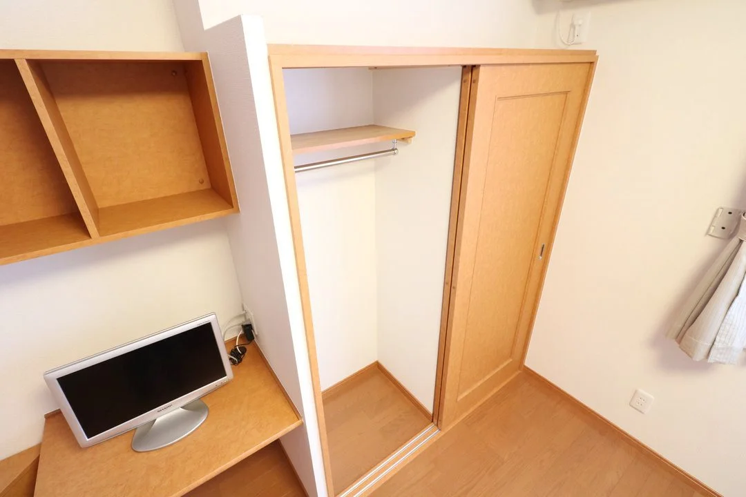 大型クローゼットにより女性の方でも収納が安心！