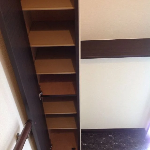 シューズボックス