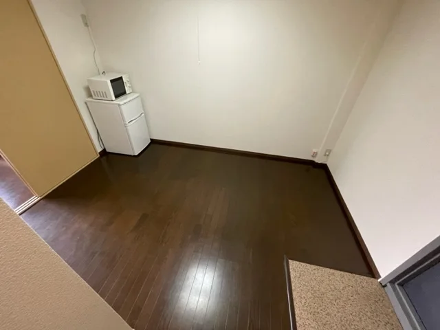 現況優先