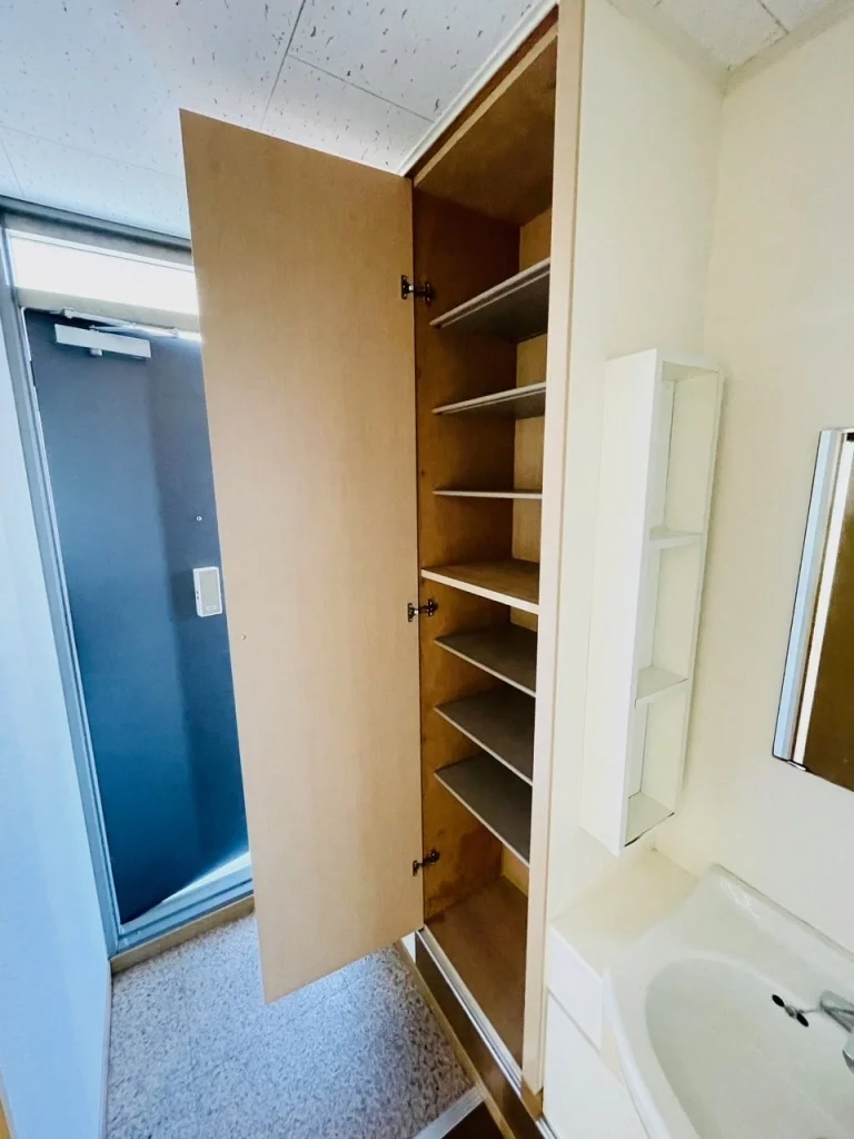 シューズボックス