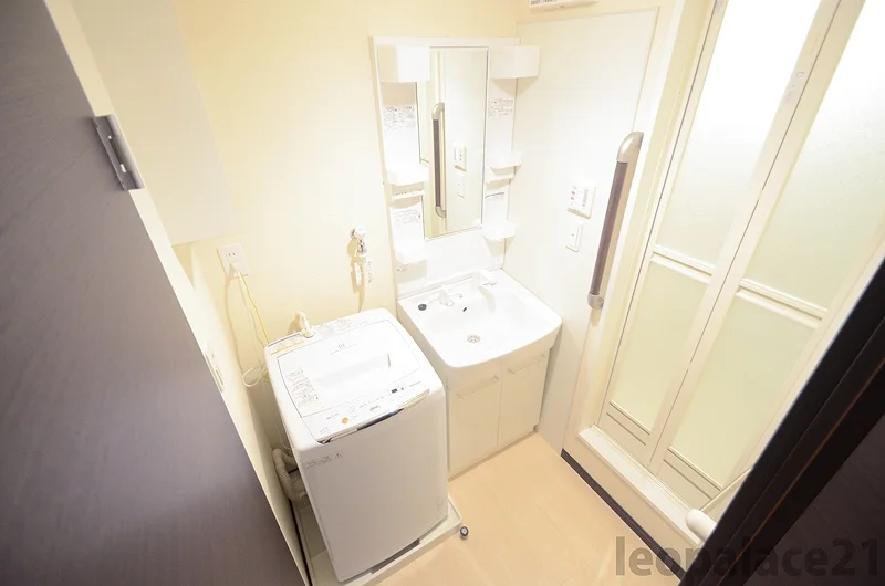 実際のお部屋と異なる場合がございます。