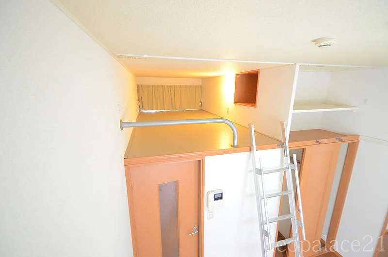 ロフトつきで便利です。