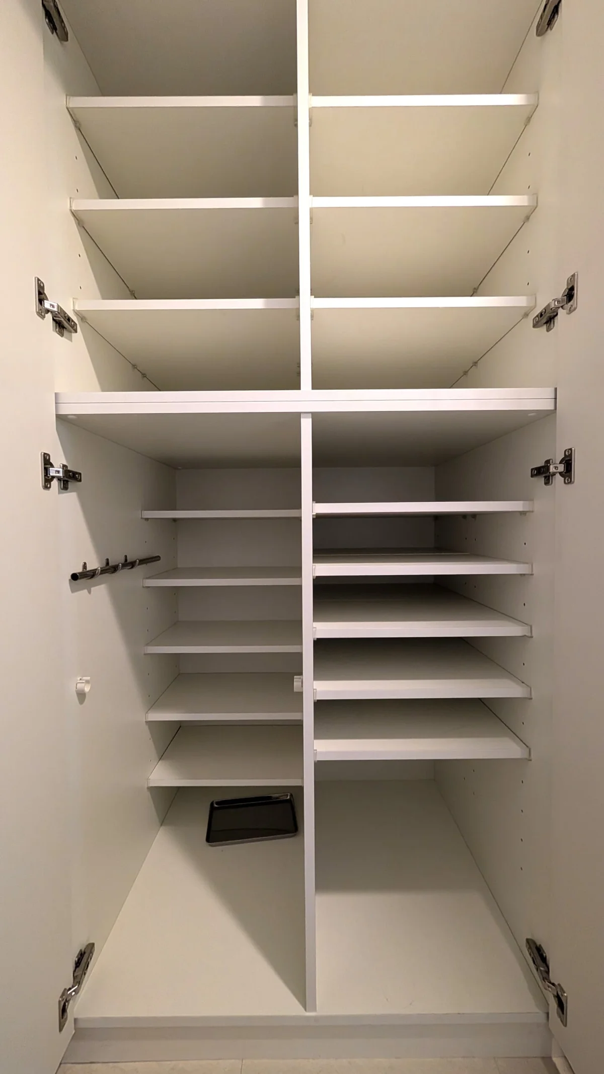 靴もたくさん収納できます♪