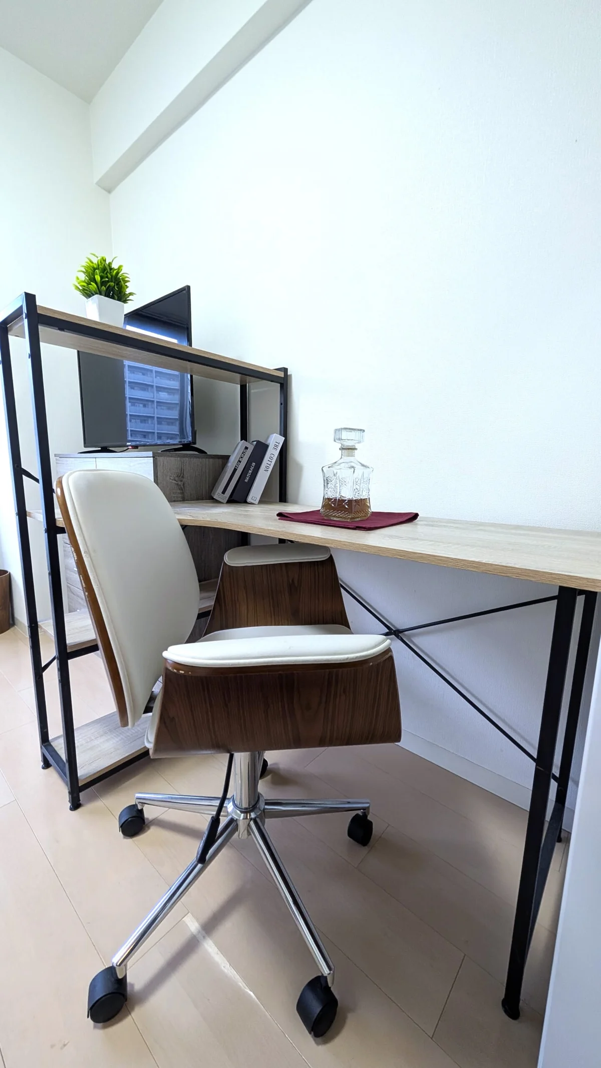 デスクセットもついております♪