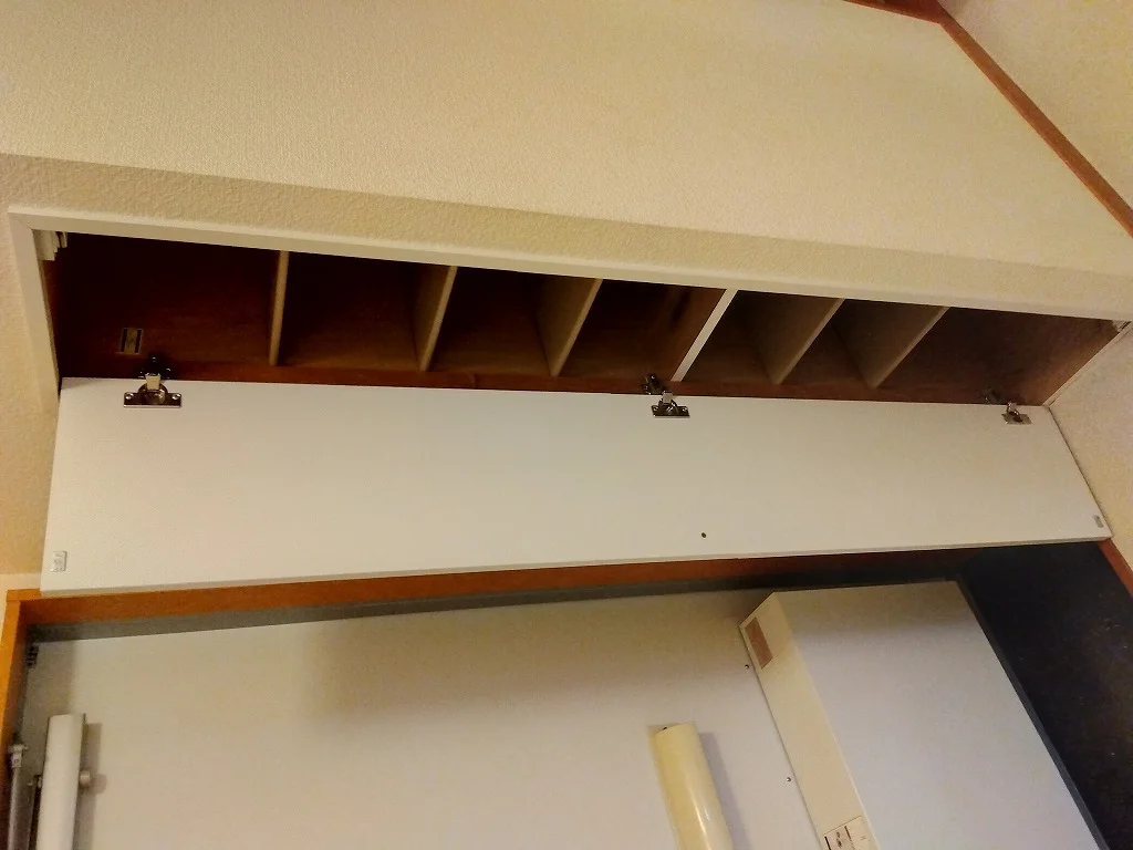 シューズボックス