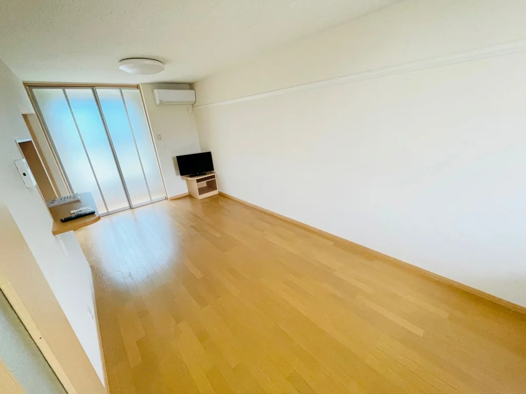 1Fフローリング・2Fは絨毯が敷いてあります。