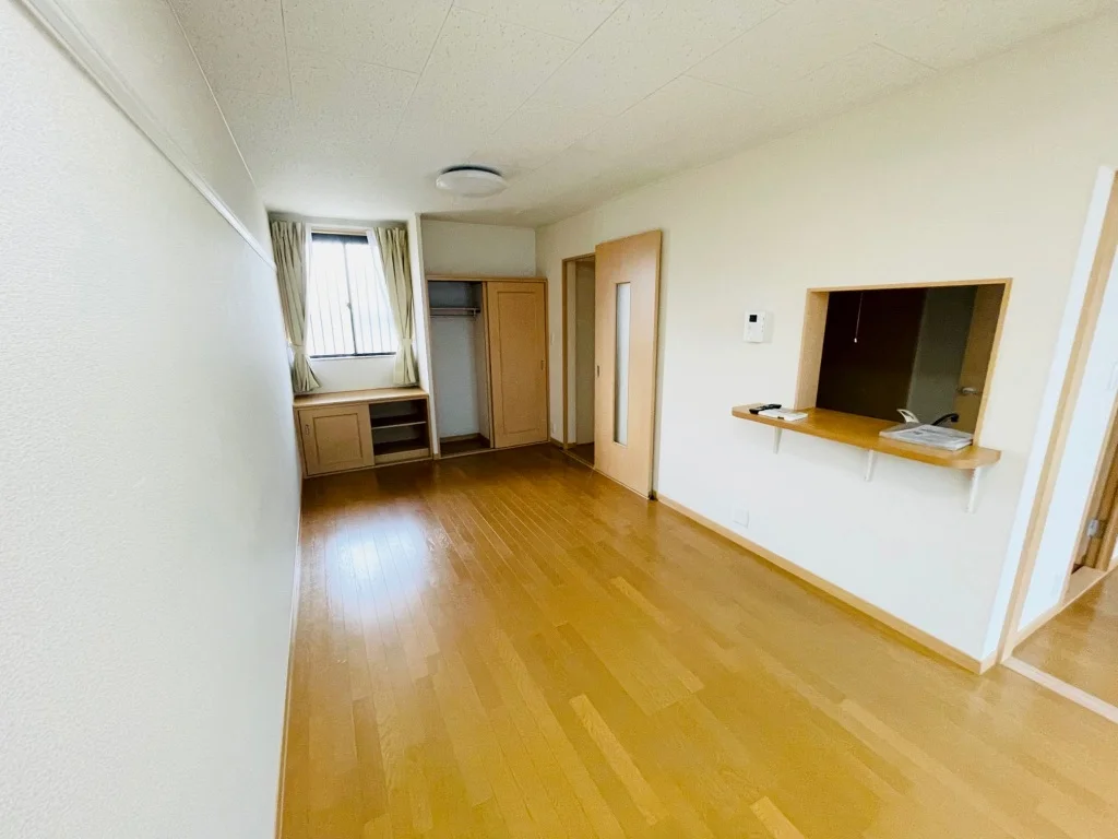 1Fフローリング・2Fは絨毯が敷いてあります。