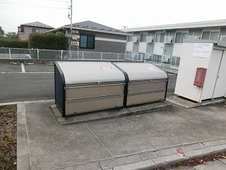 ごみ置き場