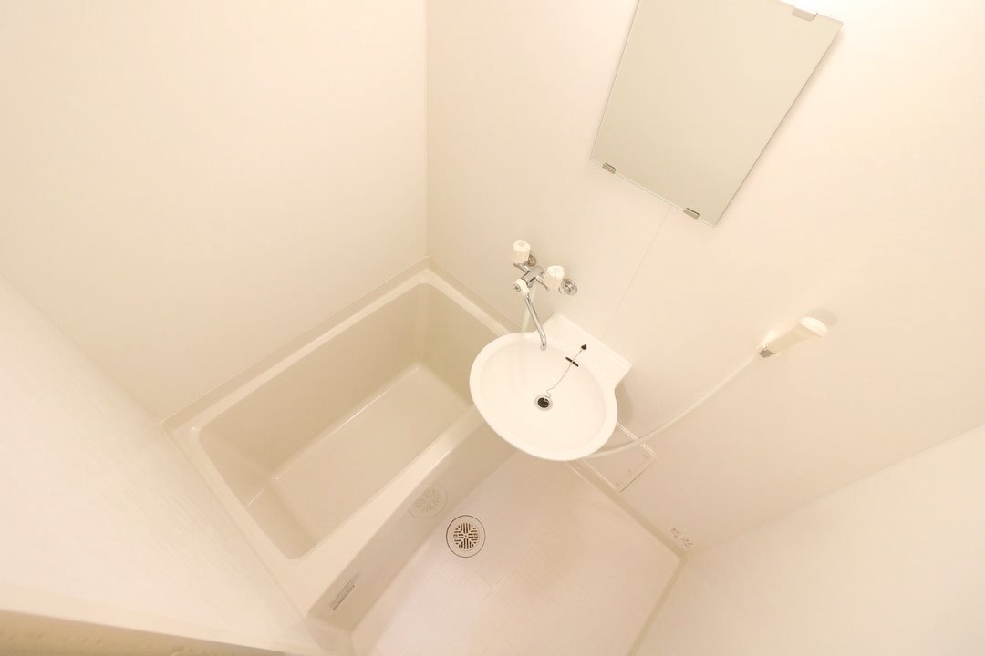 浴室乾燥機で雨や雪の日でもらくらくお洗濯！