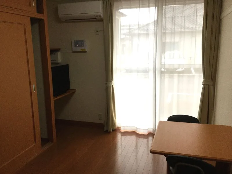 居室窓側