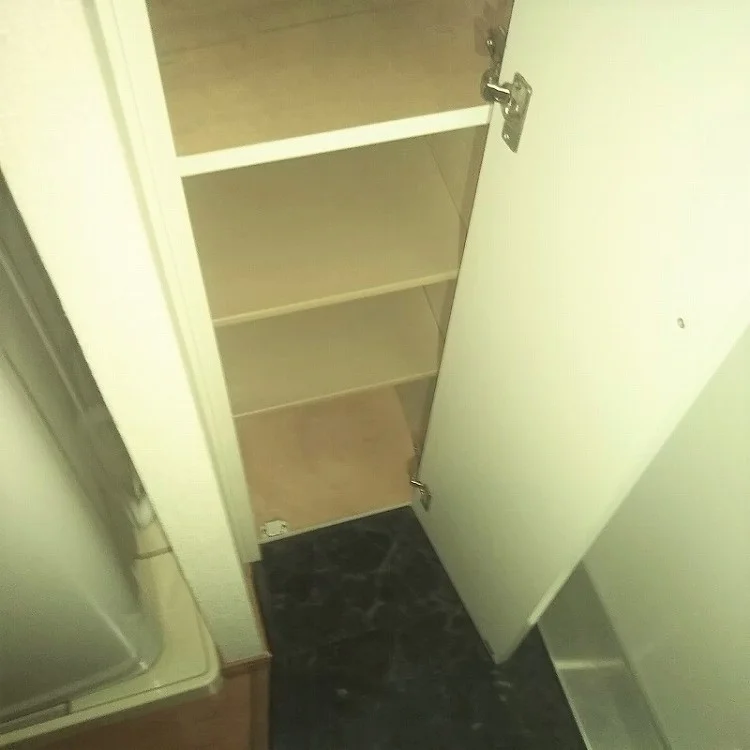 シューズボックス