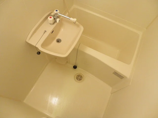 浴室換気乾燥機付きです♪