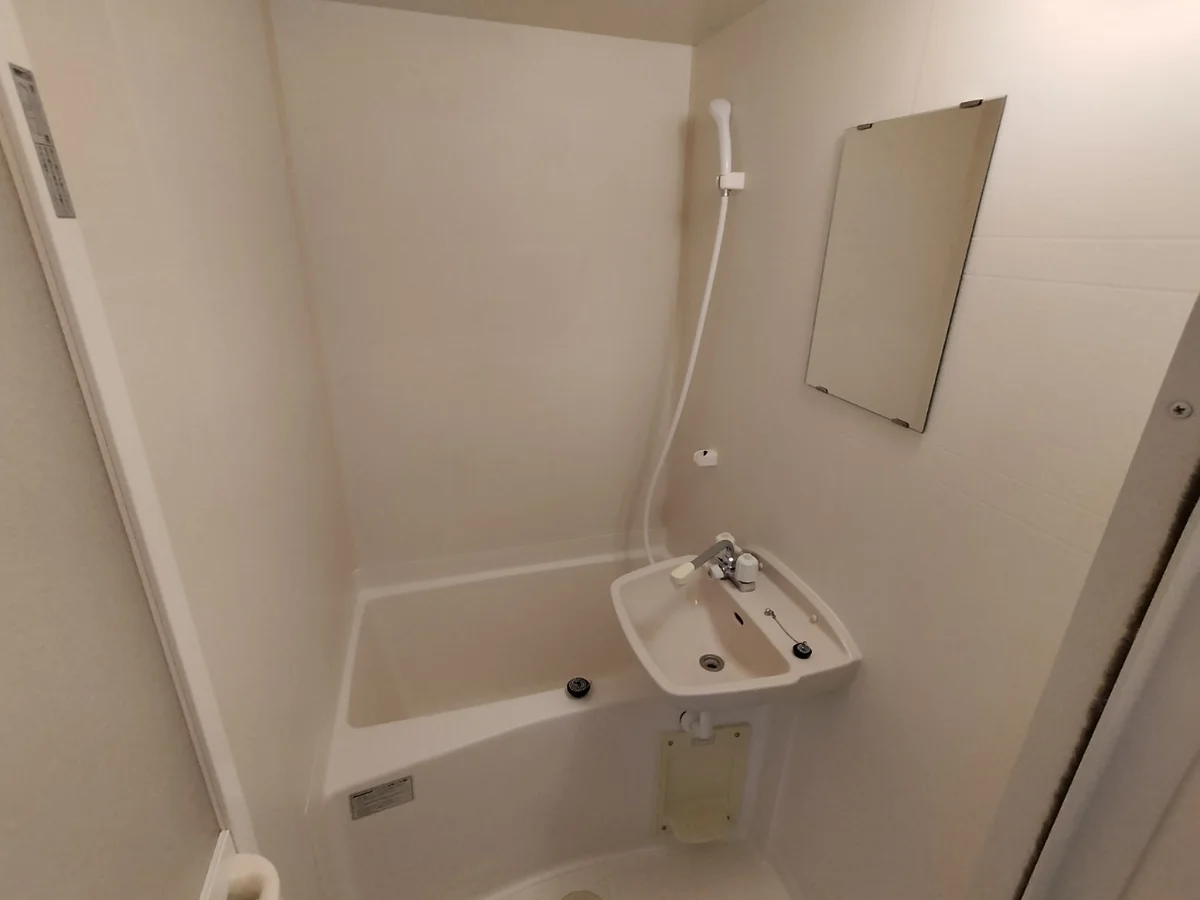 設備・仕様は号室により異なる為、現況を優先致します。