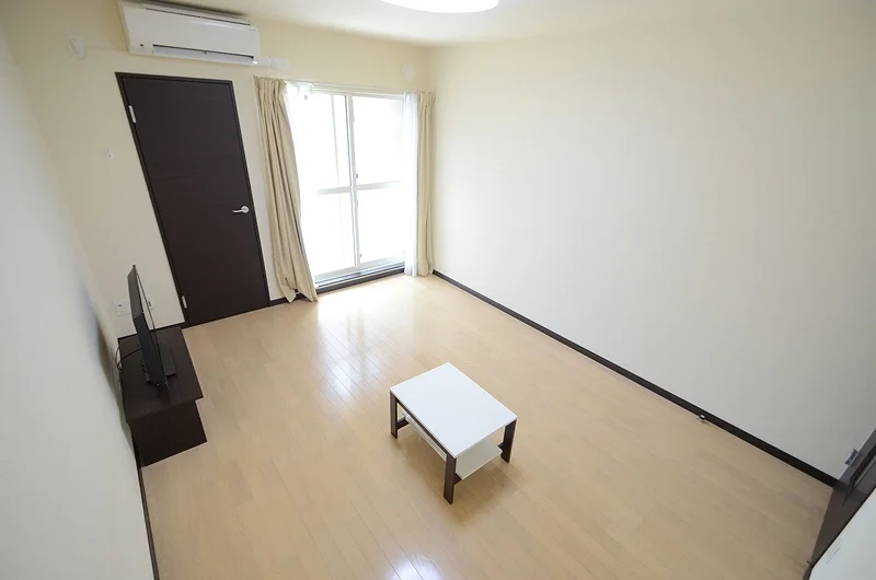 実際のお部屋と異なる場合がございます。