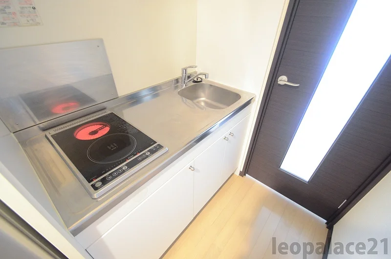 実際のお部屋と異なる場合がございます。