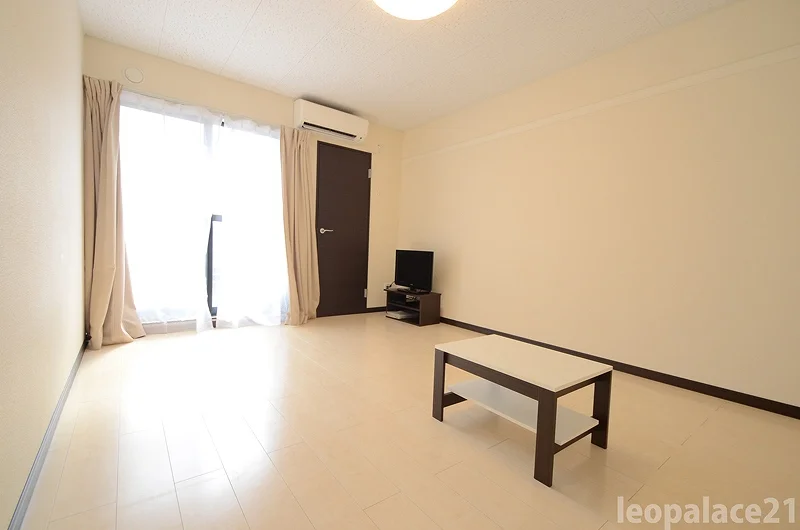 備品や設備仕様は号室等により異なります現地をご確認下さい。