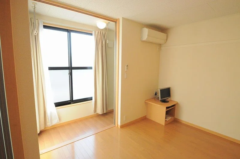 設備仕様は号室により異なる為、現況を優先とします。