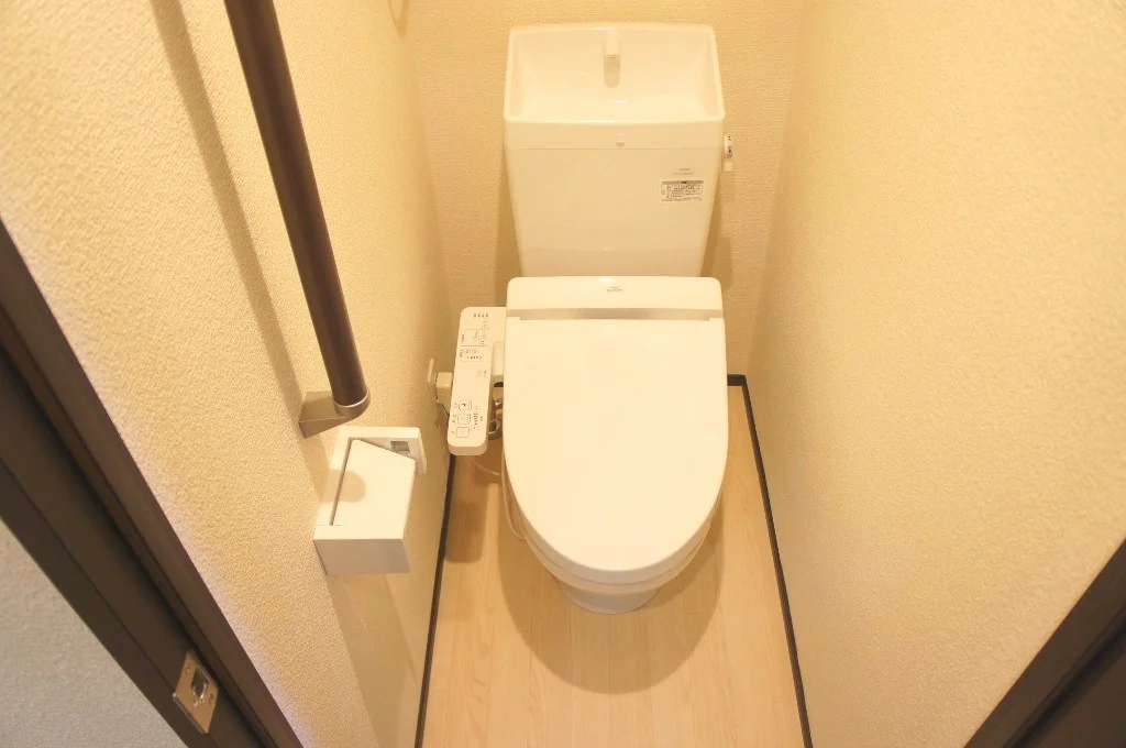 ウォシュレット付トイレです♪