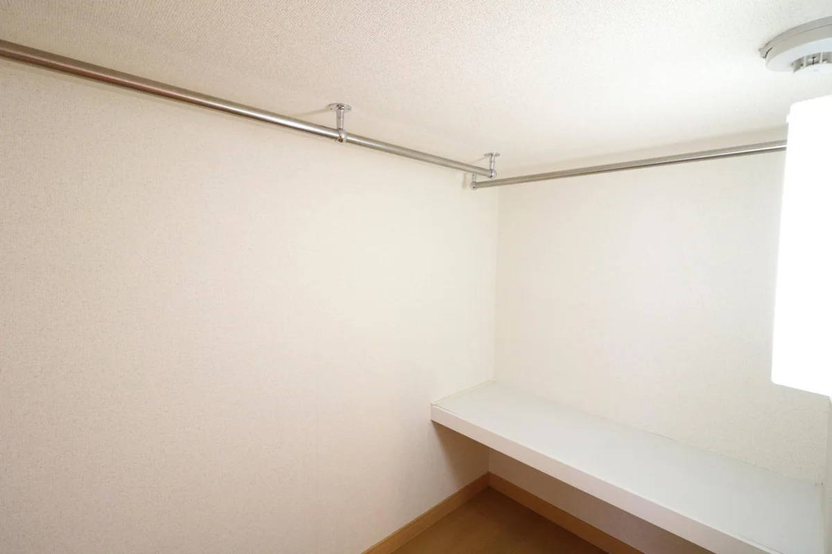 ウォークインクローゼット付！お部屋もすっきり片付けられます