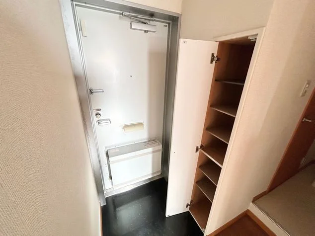 実際のお部屋と異なる場合がございます。