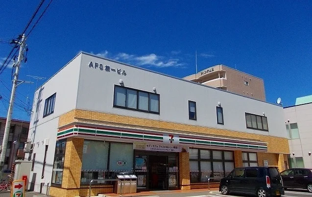 セブンイレブン　山王中島店まで180m