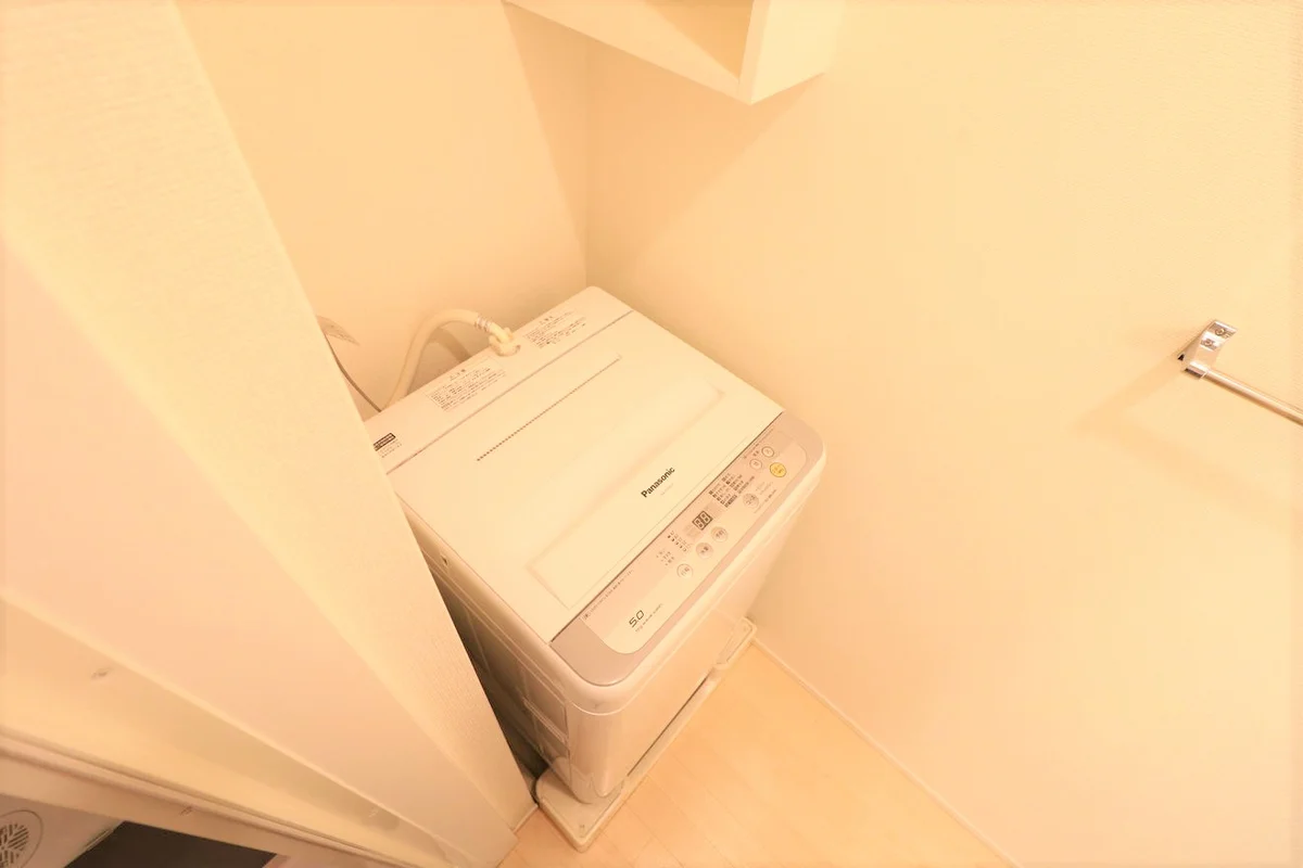 室内洗濯機完備によりお手軽に引越しが可能！