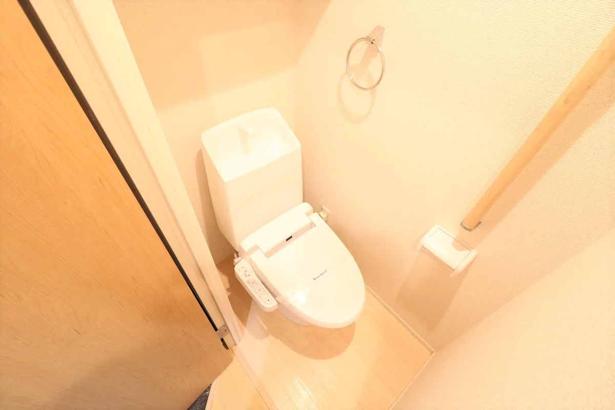 温水洗浄便座を完備しており快適な毎日を！