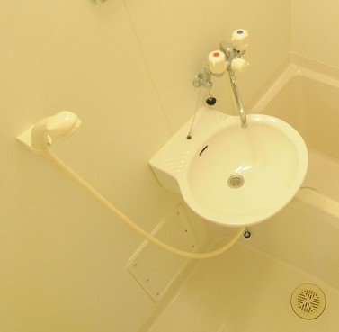 設備・使用は号室により異なる為、現況を優先致します。