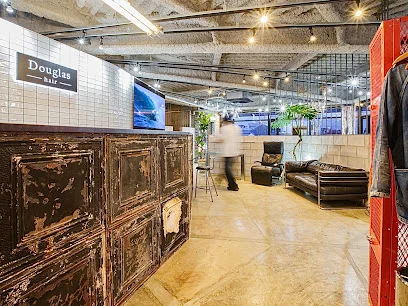 The Douglas hair 忠節橋通りまで徒歩6分