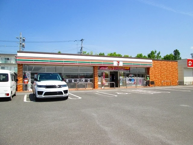 セブンイレブン東根温泉店まで790m