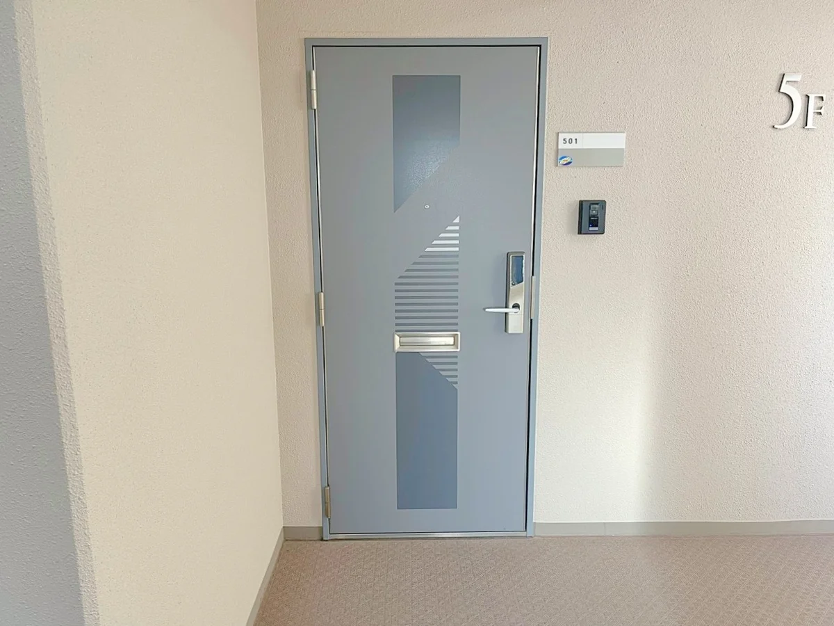 こちらのお部屋は、最上階の端部屋になります☆