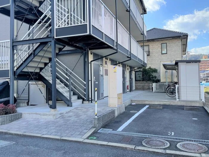 備品や設備仕様は号室等により異なります現地をご確認下さい。