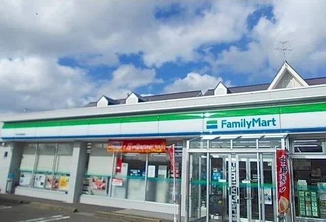 ファミリーマート広面板橋添店まで600m