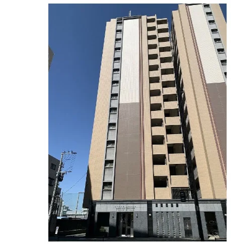 写真はお部屋のイメージです。ラグなどの室内装飾はございません。