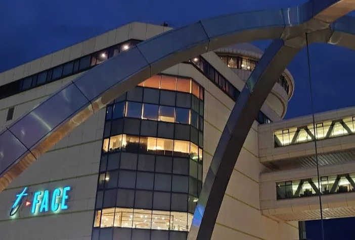 T-FACEまで徒歩11分
