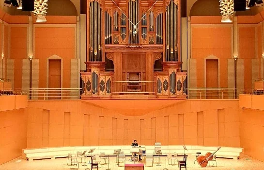 豊田市コンサートホール・能楽堂まで徒歩7分