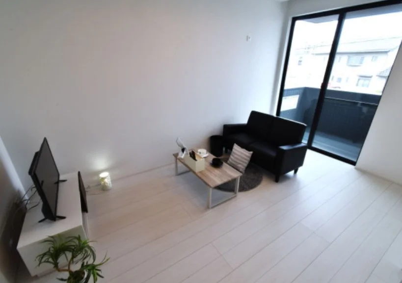 広いお部屋のスペースに設備が充実しております