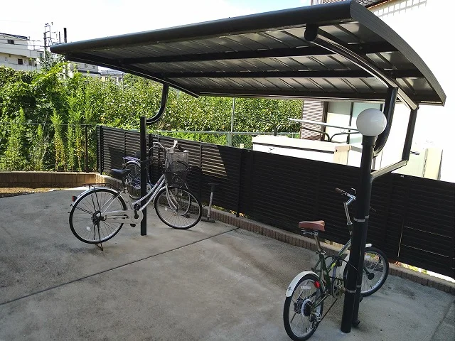 駐輪場　原付＆自転車のみ駐輪可能