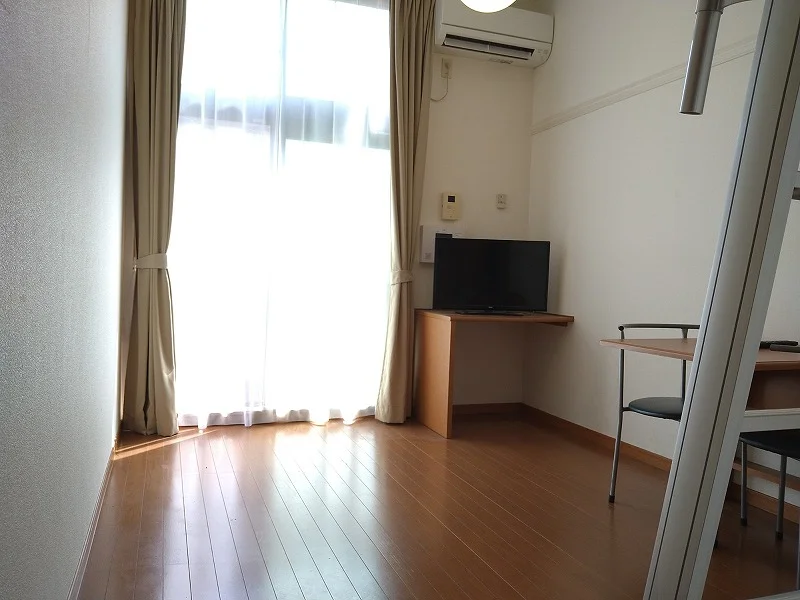 2階は絨毯仕様です。