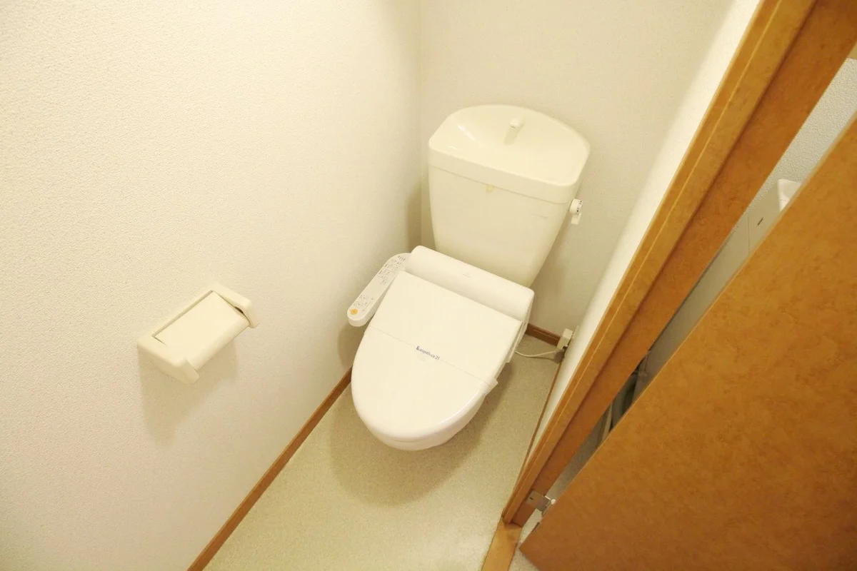 温水洗浄便座付きのセパレート仕様です♪